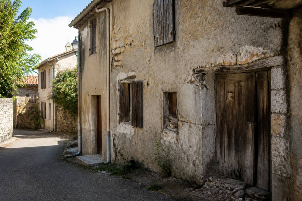 Maison à 1 euros en france : conditions, villes et pièges à connaître